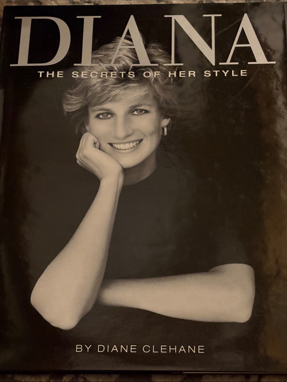 'Diana: The Secrets of Her Style' - Black Cover